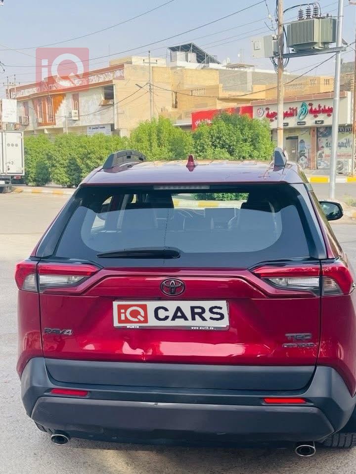 تويوتا راف 4